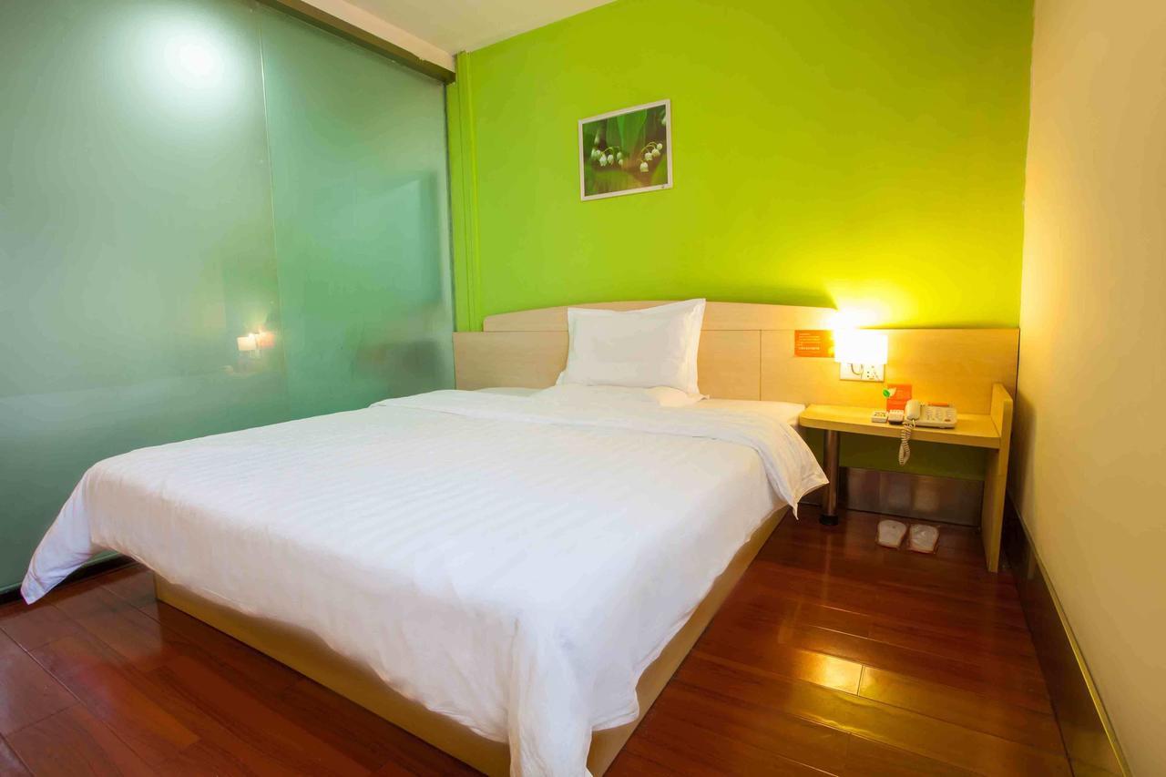 7Days Inn Shanghai Pudong New International Expo Centre Eksteriør billede